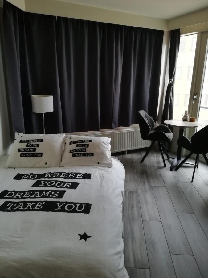 Waw Vakantie Appartement 米德尔克尔克 外观 照片
